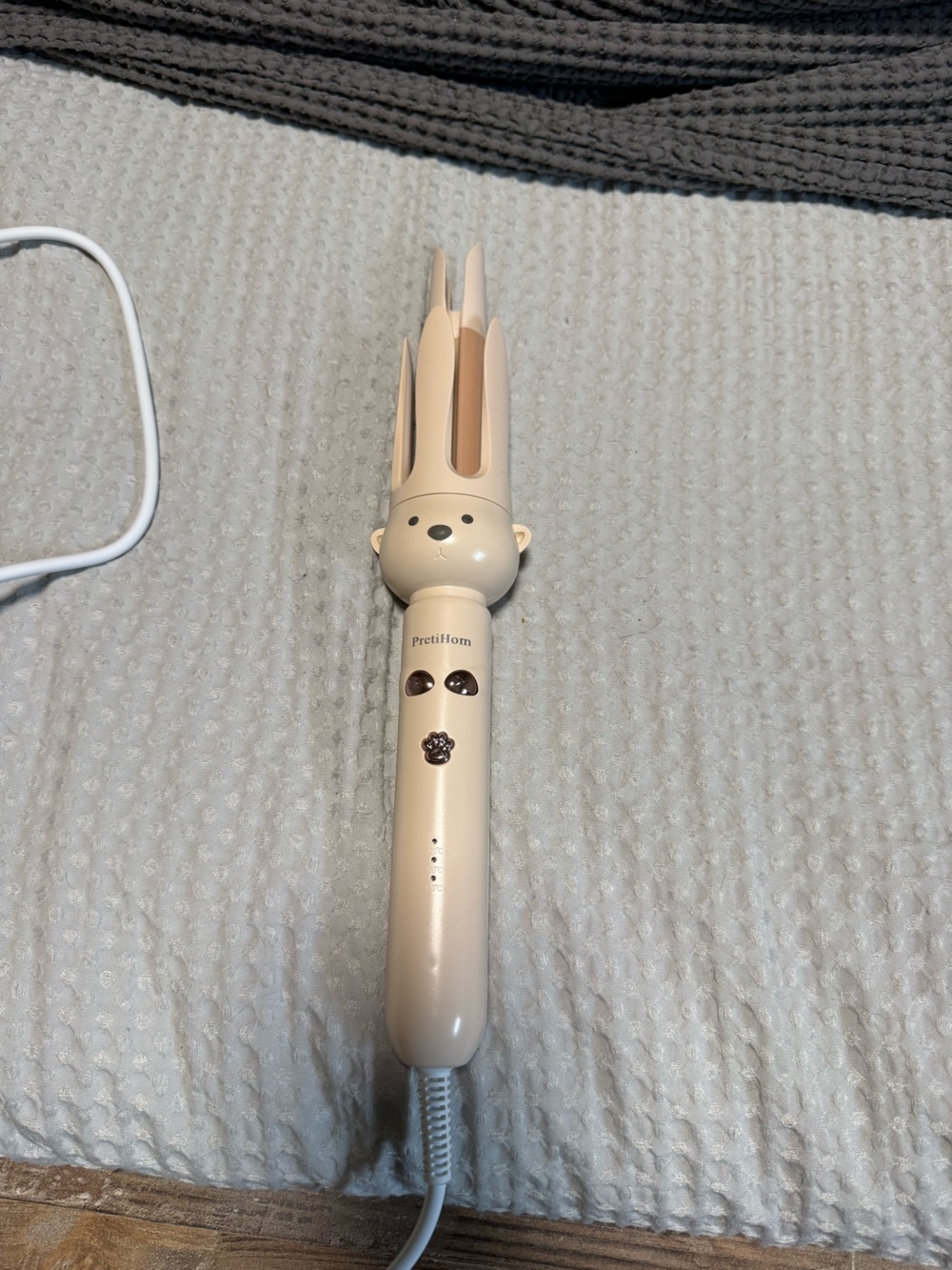 Automatic Hair Curler